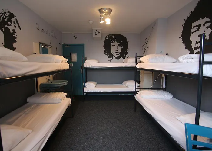 The Flying Pig Beach Hostel Age 18 To 40